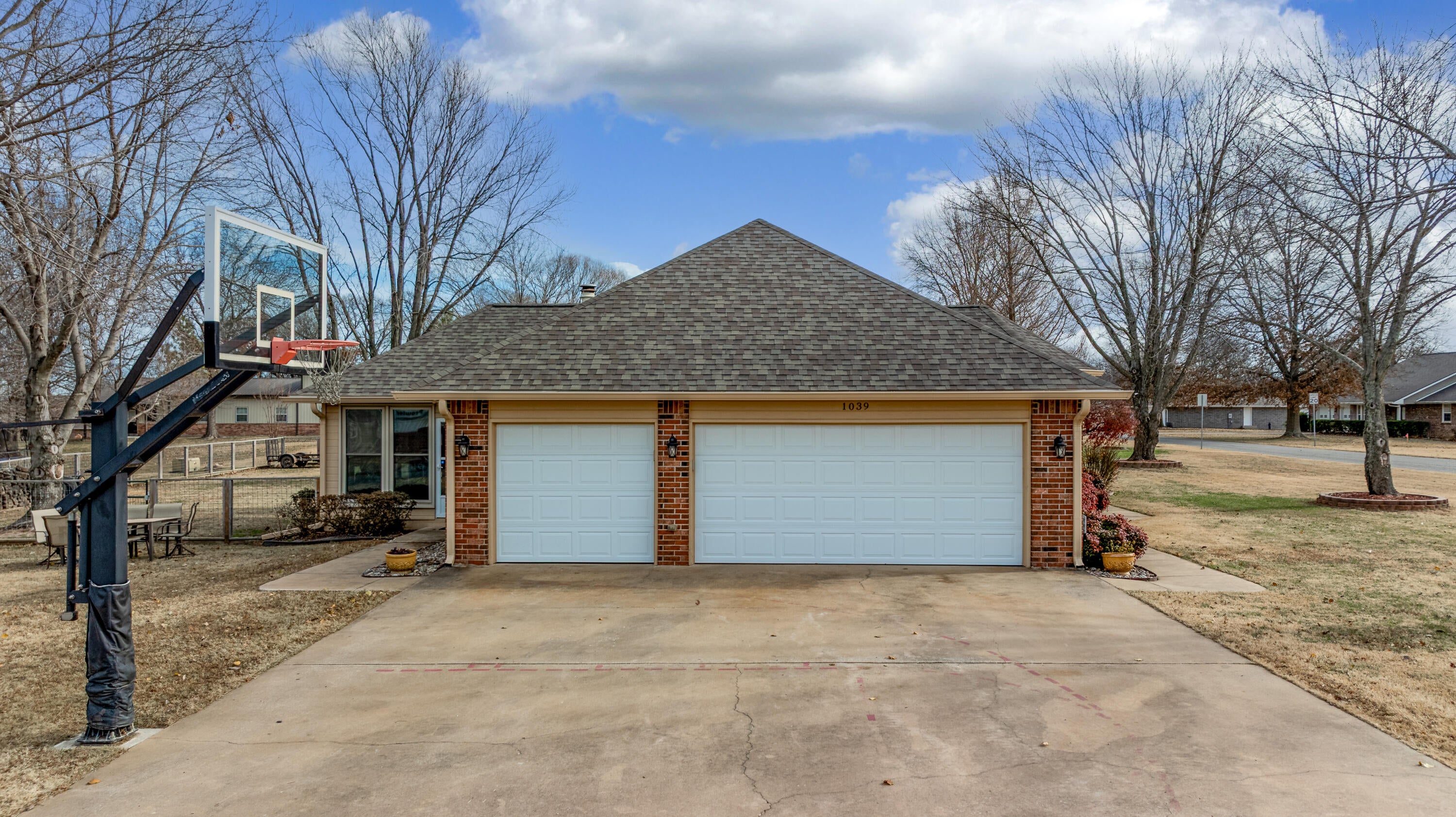 1039 Hillside Road Grove, OK 74344 - Photo 4 of 44 1039 Hillside Road-5