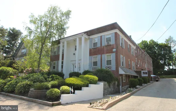 $1,325 | 139 West Tulpehocken Street, Unit E2, Philadelphia, PA 19144