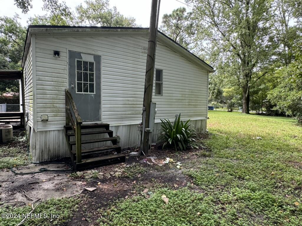 230 Katherine Road, Unit A & B Jacksonville, FL 32218 - Photo 11 of 69 East Side of the Double Wide