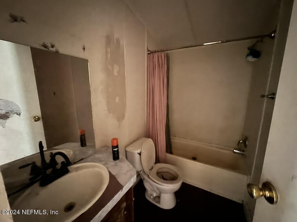 230 Katherine Road, Unit A & B Jacksonville, FL 32218 - Photo 30 of 69 Bath 2