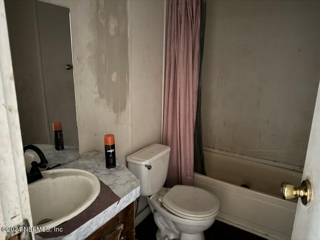230 Katherine Road, Unit A & B Jacksonville, FL 32218 - Photo 32 of 69 Bath 2