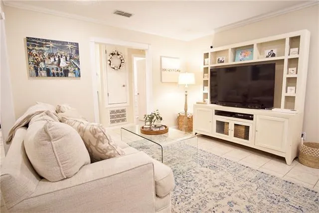 $2,300 | 4932 Trenton Street, Metairie, LA 70006