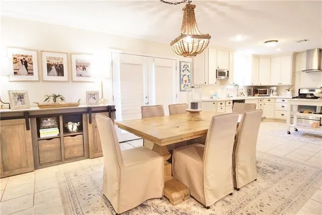 $2,300 | 4932 Trenton Street, Metairie, LA 70006