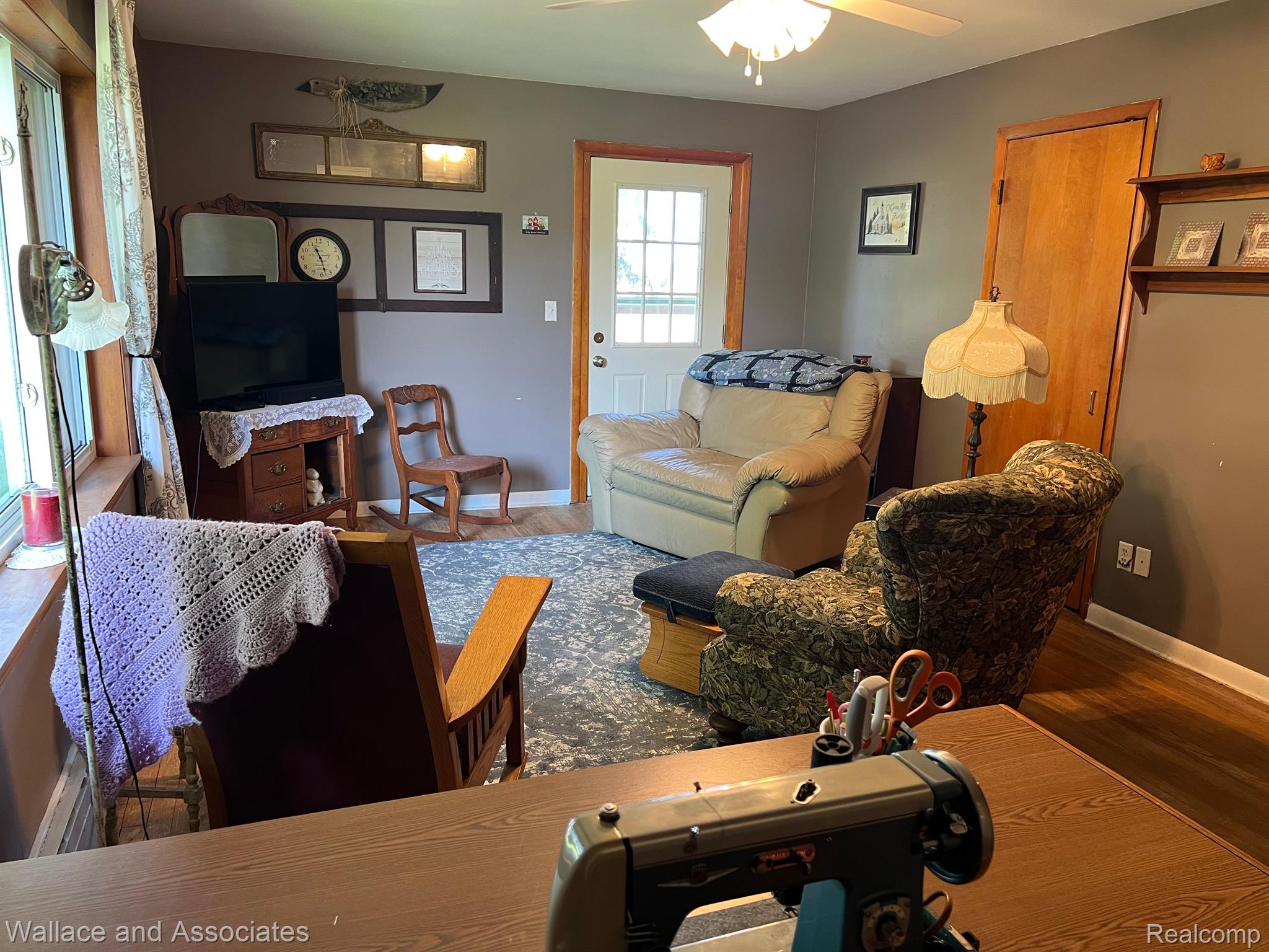 2347 West Harrington Road Croswell, MI 48422 - Photo 15 of 36 West side Family Room