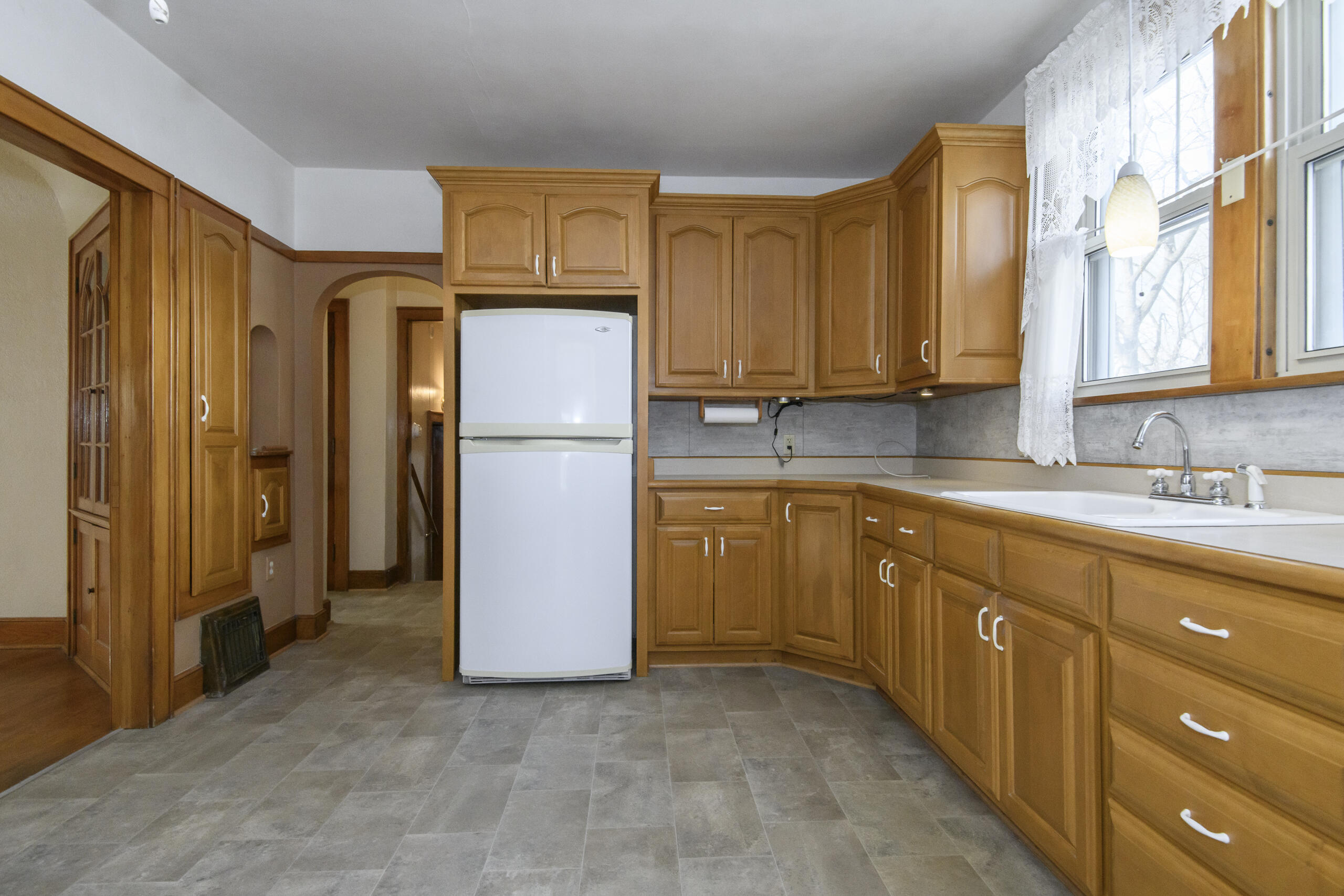 210 Chestnut Street Horicon, WI 53032 - Photo 17 of 54 Kitchen