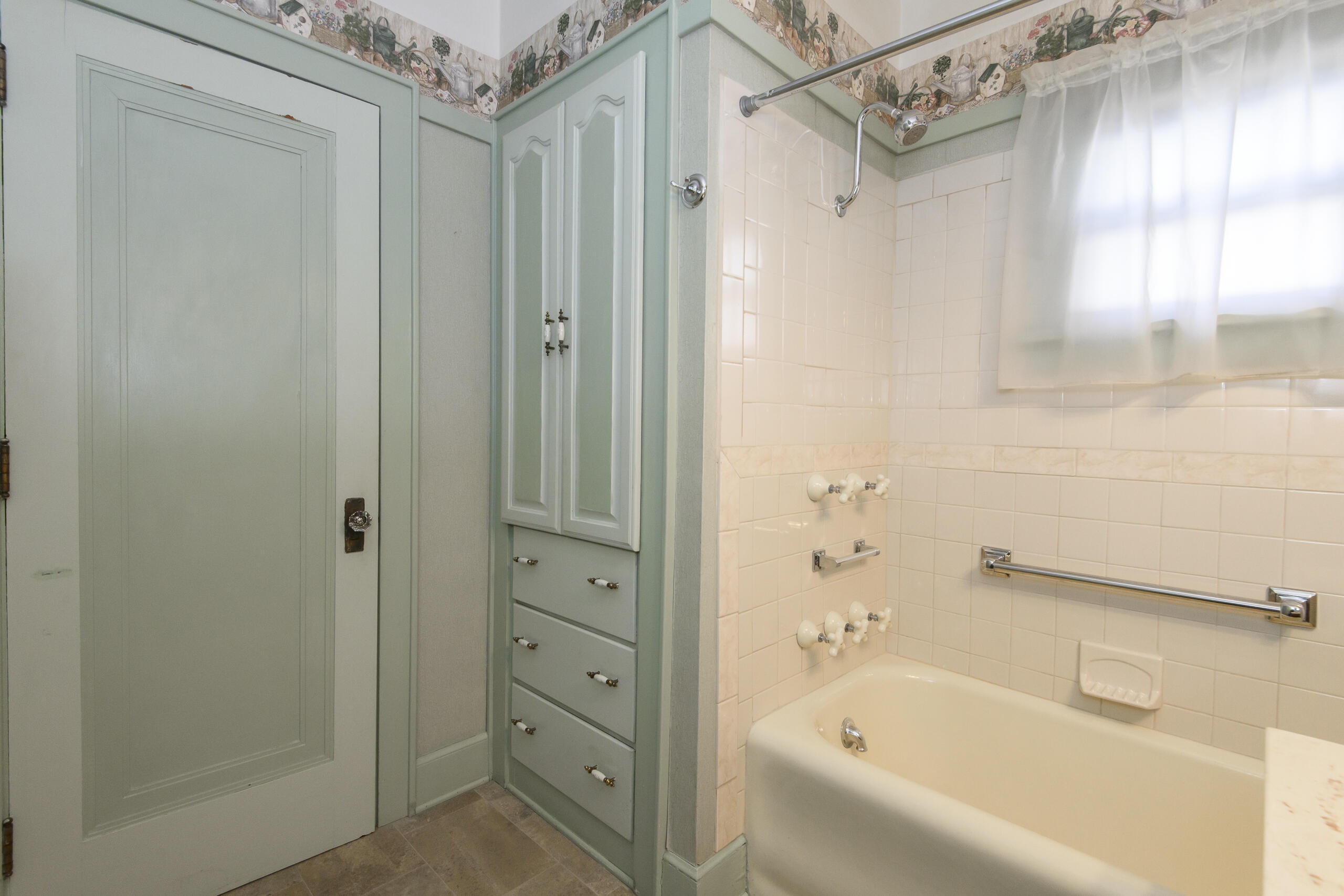 210 Chestnut Street Horicon, WI 53032 - Photo 20 of 54 Bath