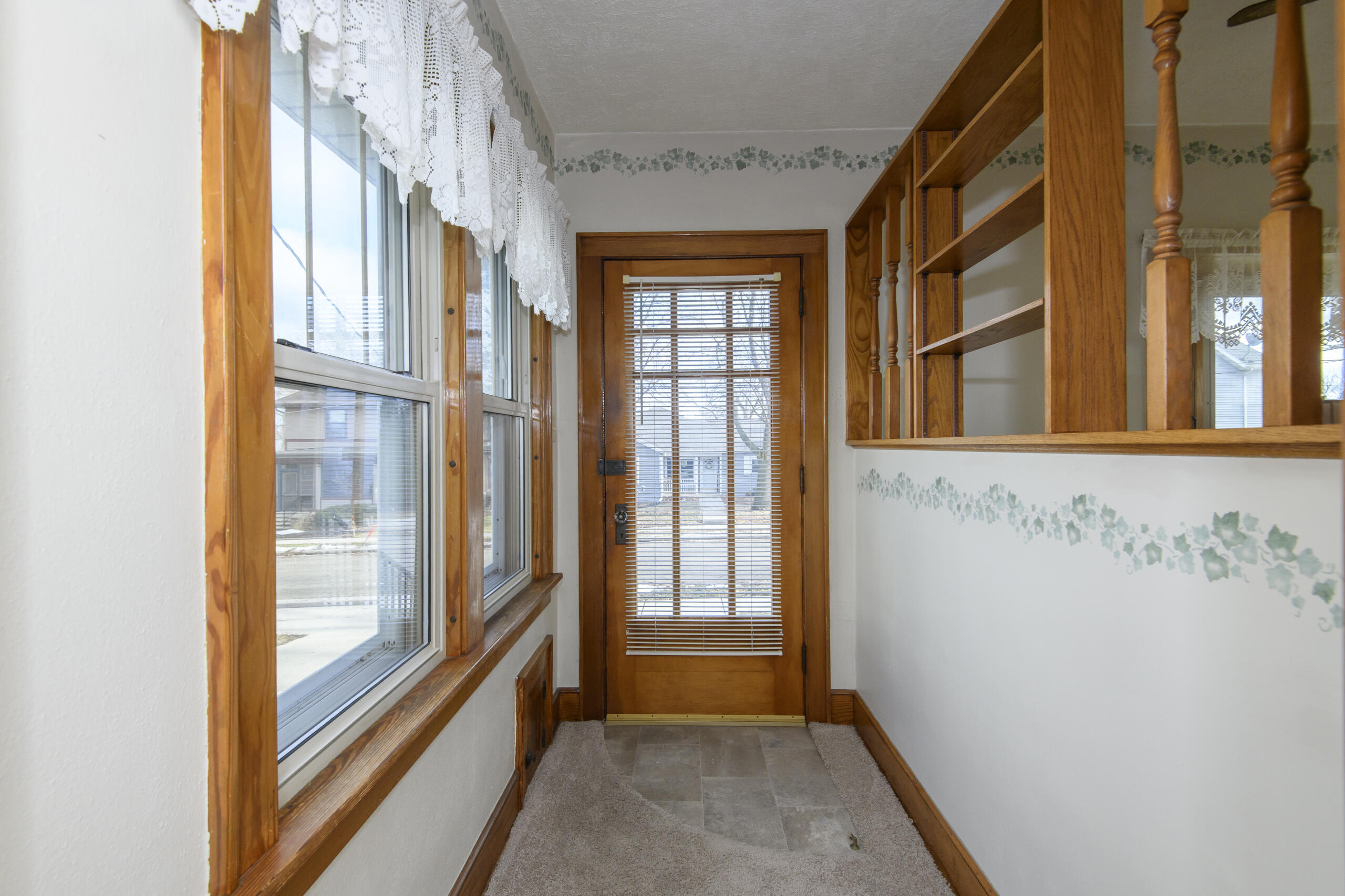 210 Chestnut Street Horicon, WI 53032 - Photo 2 of 54 Entrance