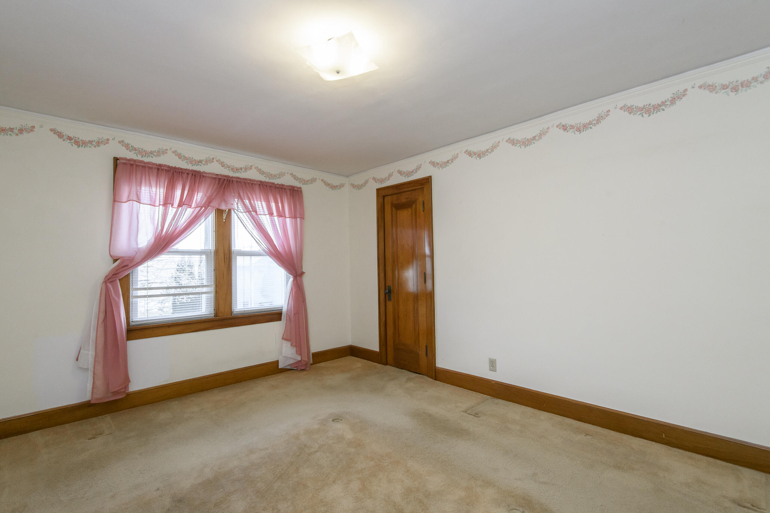 210 Chestnut Street Horicon, WI 53032 - Photo 27 of 54 Master