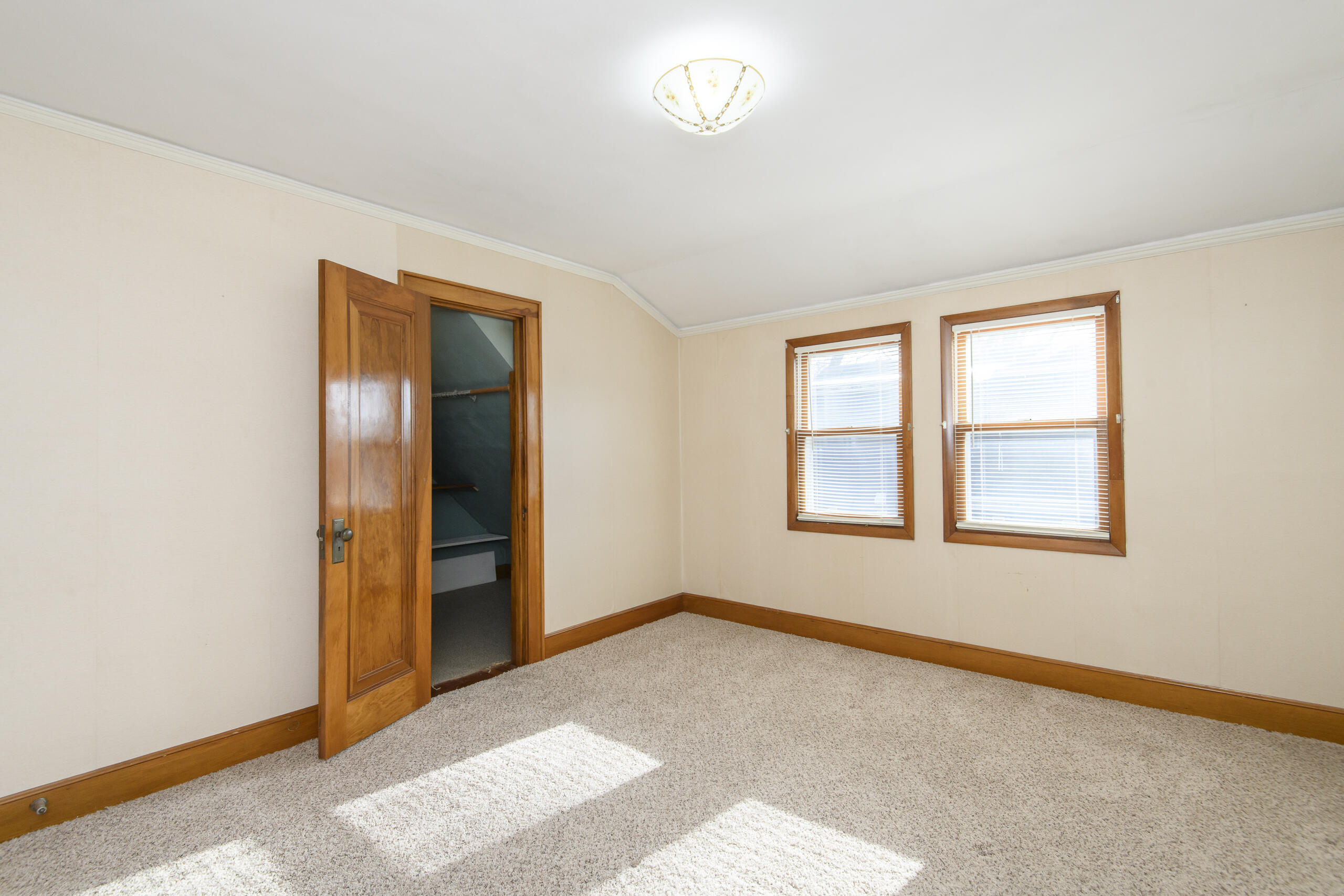 210 Chestnut Street Horicon, WI 53032 - Photo 30 of 54 Upper Bedroom