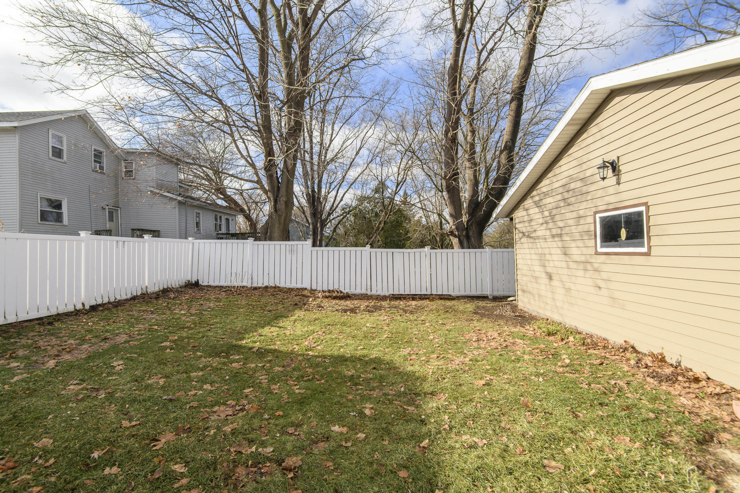 210 Chestnut Street Horicon, WI 53032 - Photo 36 of 54 Back Yard