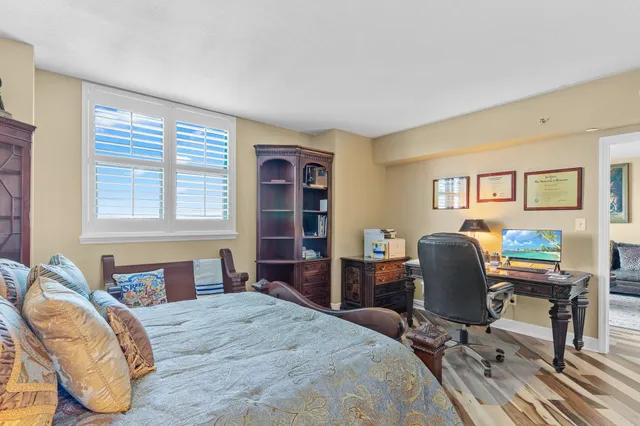 $324,900 | 300 South Duval Street, Unit 911, Tallahassee, FL 32301