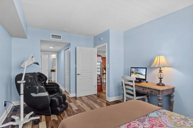 $324,900 | 300 South Duval Street, Unit 911, Tallahassee, FL 32301