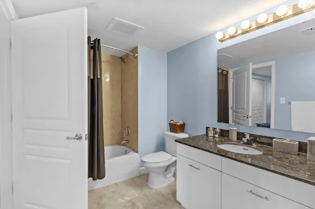 $324,900 | 300 South Duval Street, Unit 911, Tallahassee, FL 32301