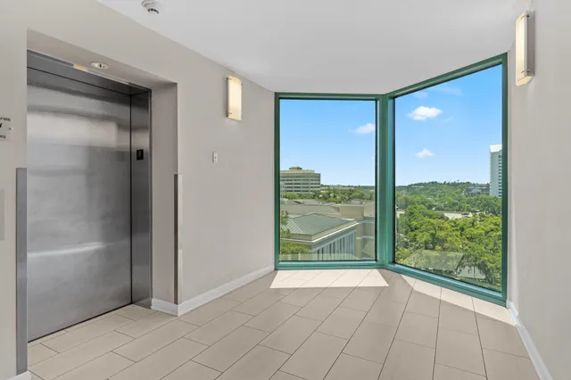 $324,900 | 300 South Duval Street, Unit 911, Tallahassee, FL 32301