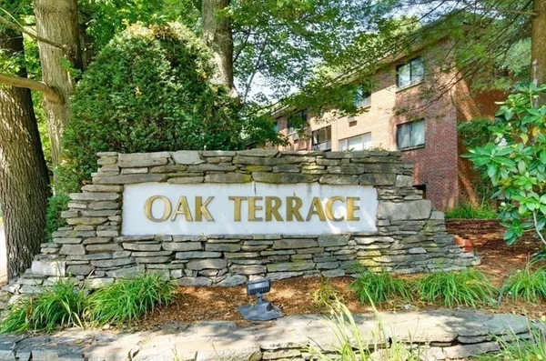 $280,000 | 1321 Worcester Road, Unit 303, Framingham, MA 01701