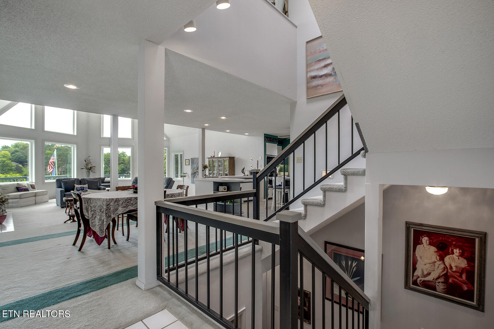 242 Chatuga Way Loudon, TN 37774 - Photo 8 of 60 08_242 Chatuga Way_EntryView
