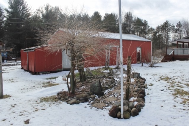 1145 South Alamando Road Shepherd, MI 48883 - Photo 54 of 60 1827330-53.JPG