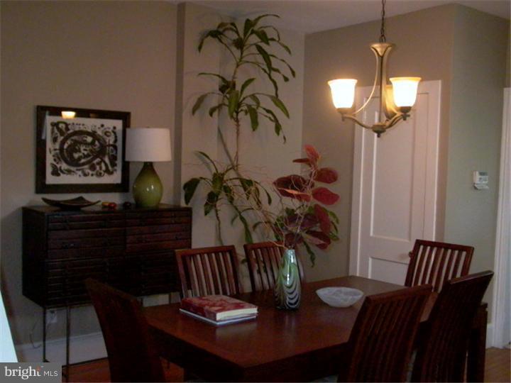 54 Grove Street Haddonfield, NJ 08033 - Photo 7 of 18 Gallery Image 7