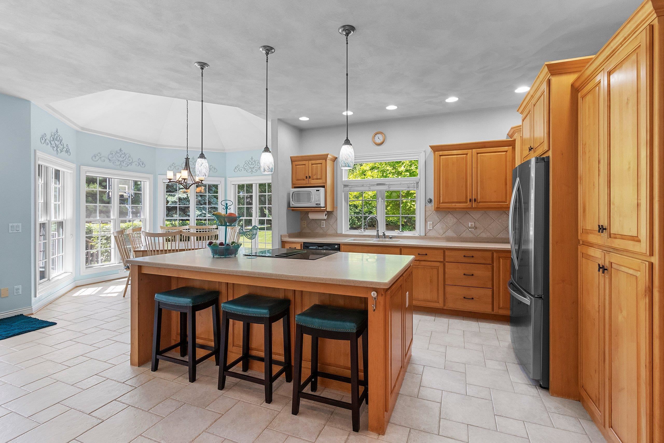 421 East Sheffield Lane Appleton, WI 54913 - Photo 11 of 81