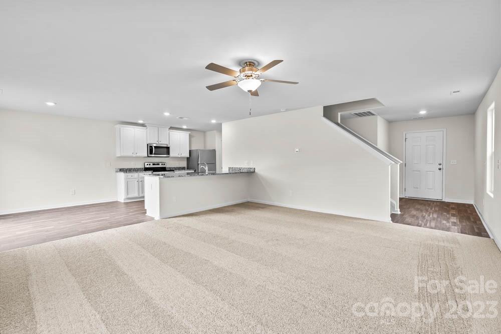 1112 Nia Road Charlotte, NC 28215 - Photo 9 of 14 Gallery Image 9