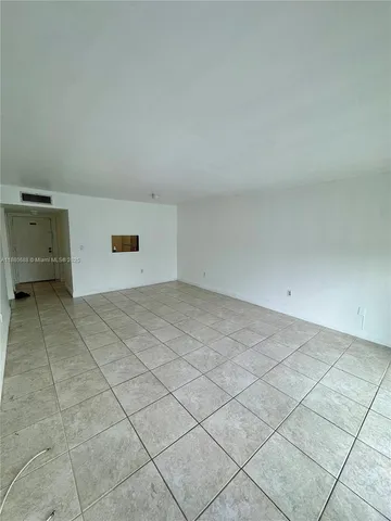 $1,895 | 10431 North Kendall Drive, Unit D312, Miami, FL 33176