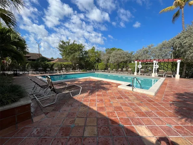 $1,895 | 10431 North Kendall Drive, Unit D312, Miami, FL 33176