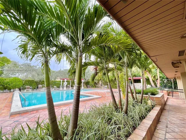 $1,895 | 10431 North Kendall Drive, Unit D312, Miami, FL 33176