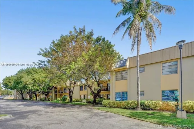 $1,895 | 10431 North Kendall Drive, Unit D312, Miami, FL 33176
