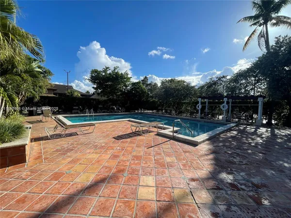 $1,895 | 10431 North Kendall Drive, Unit D312, Miami, FL 33176