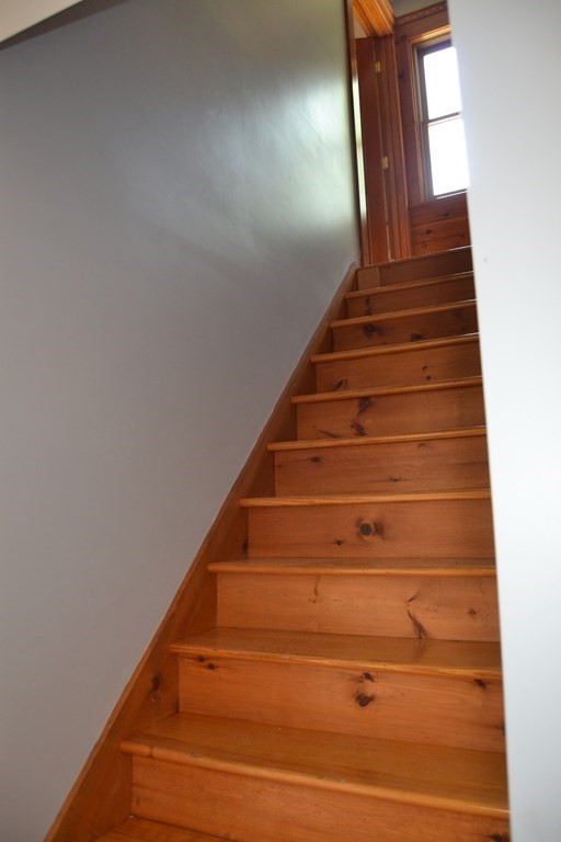 61 Monson Road Wales, MA 01081 - Photo 25 of 41