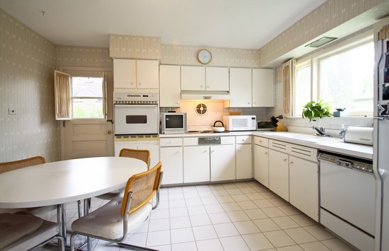 321 Ferndale Road Glenview, IL 60025 - Photo 3 of 10