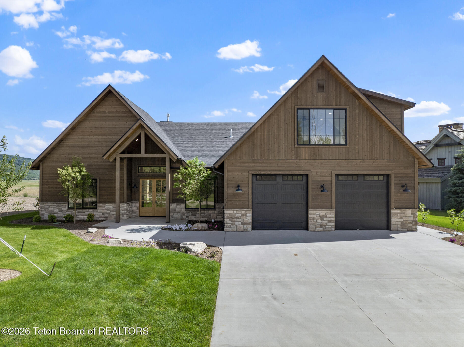 231 Desert Fox Lane Victor, ID 83455 - Photo 3 of 61 1.2