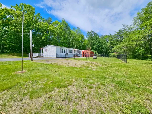 $220,000 | 4 Crestview Drive, Lewiston, ME 04240