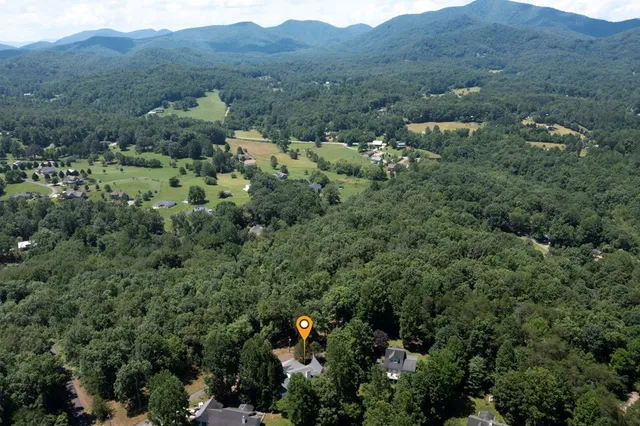 $450,000 | 1801 Bassett Lane, Young Harris, GA 30582