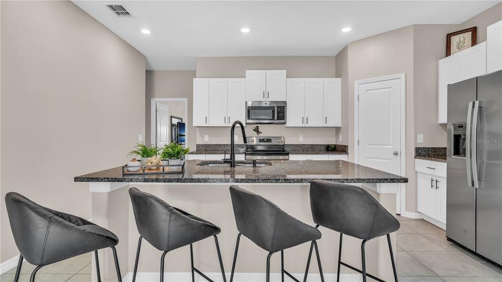 1841 Crinkle Leaf Court Ruskin, FL 33570 - Photo 13 of 35