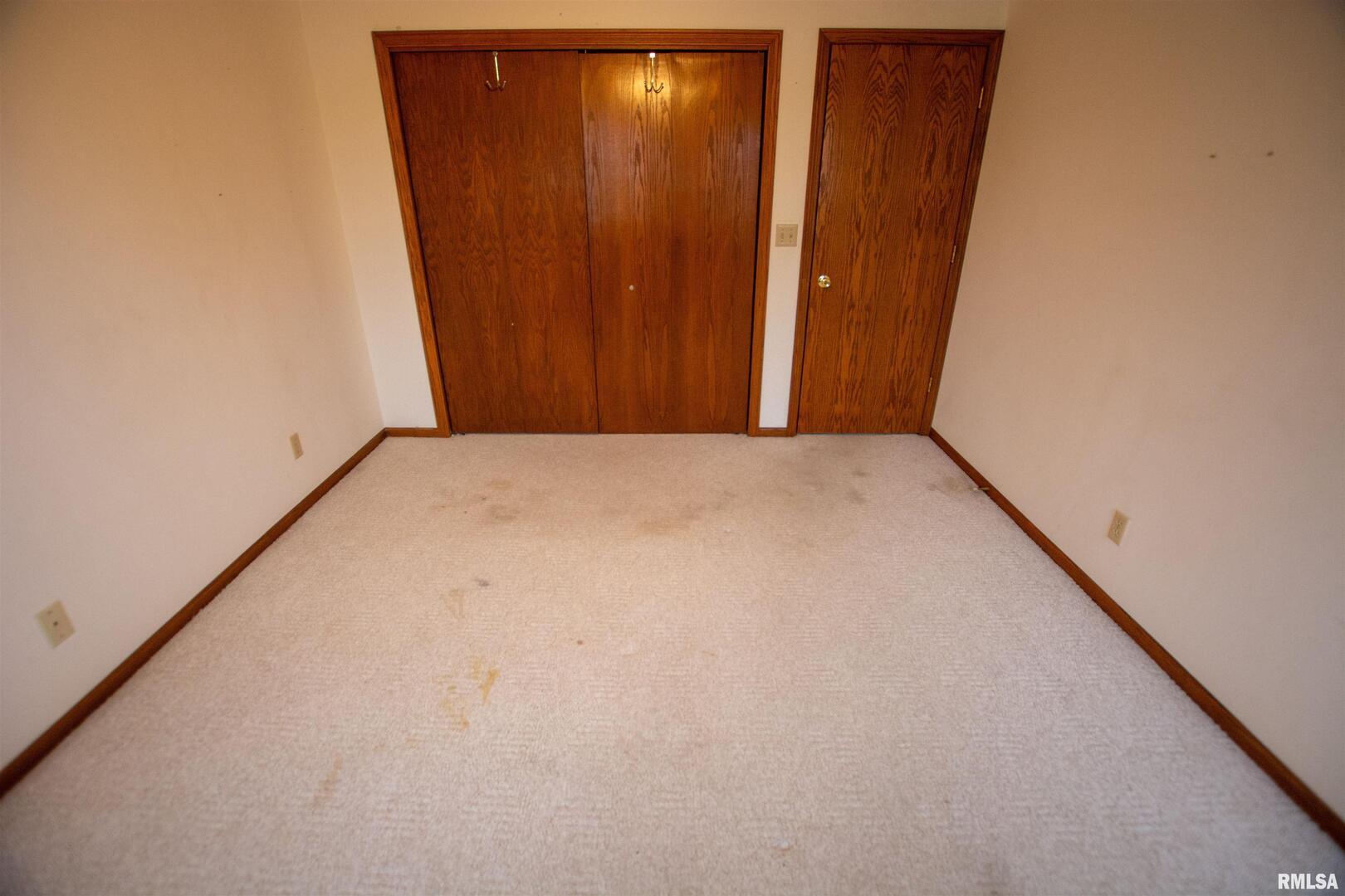 591 Breezypointe Drive Clinton, IA 52732 - Photo 36 of 62