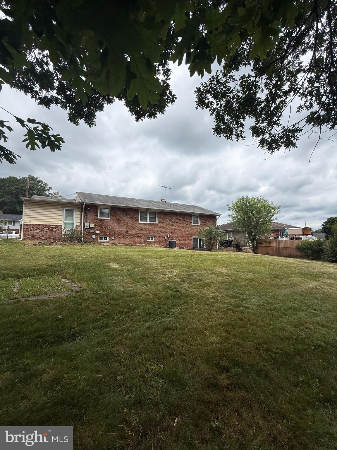 3413 Dunnington Road Beltsville, MD 20705 - Photo 2 of 38