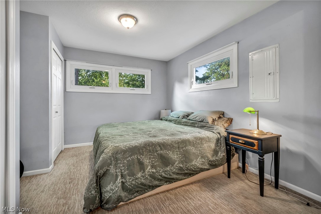 24005 Knickerbocker Road Bay Village, OH 44140 - Photo 9 of 22 Gallery Image 9