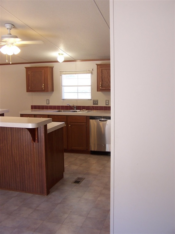120 Cleveland Creek Road Fair Play, SC 29643 - Photo 15 of 34 Gallery Image 15
