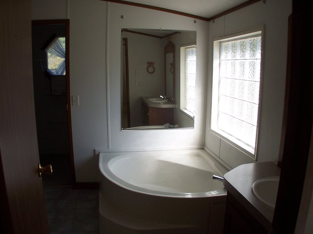 120 Cleveland Creek Road Fair Play, SC 29643 - Photo 18 of 34 Gallery Image 18