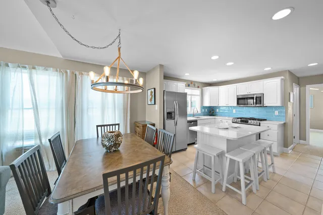 a view of a dining room and livingroom view