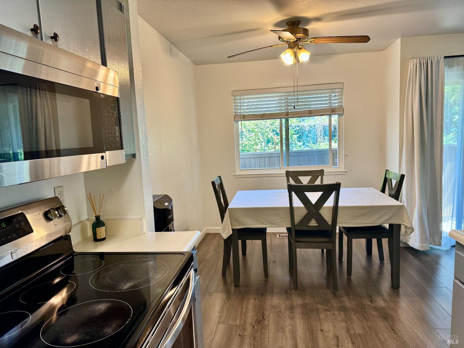 2528 Westberry Drive Santa Rosa, CA 95403 - Photo 11 of 41