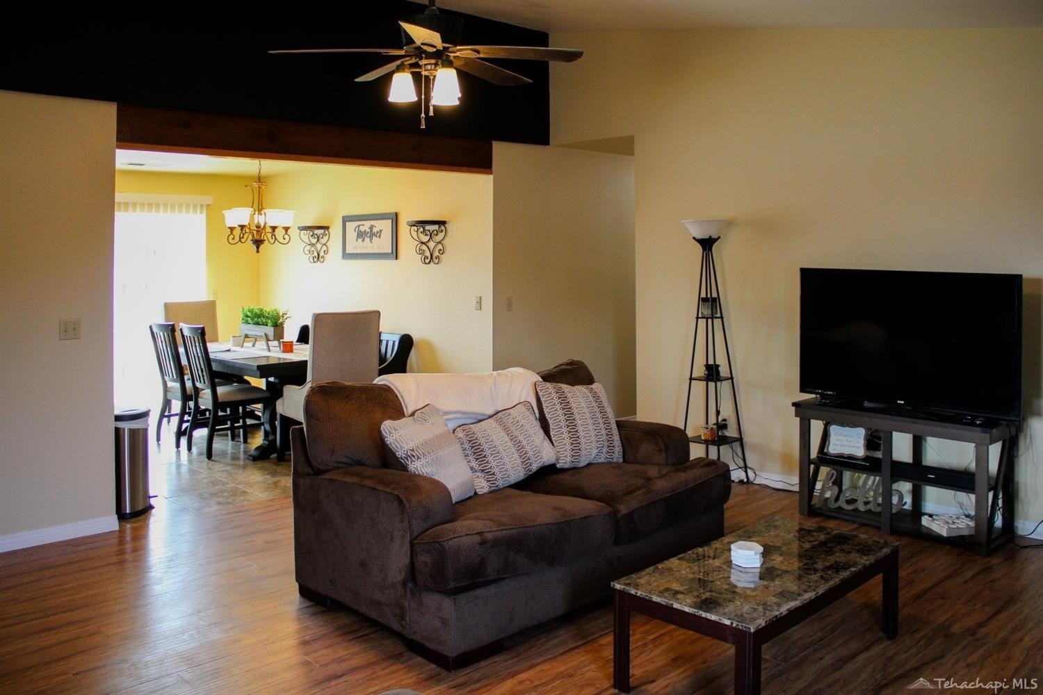 21831 Mid Way Tehachapi, CA 93561 - Photo 6 of 28 Gallery Image 6