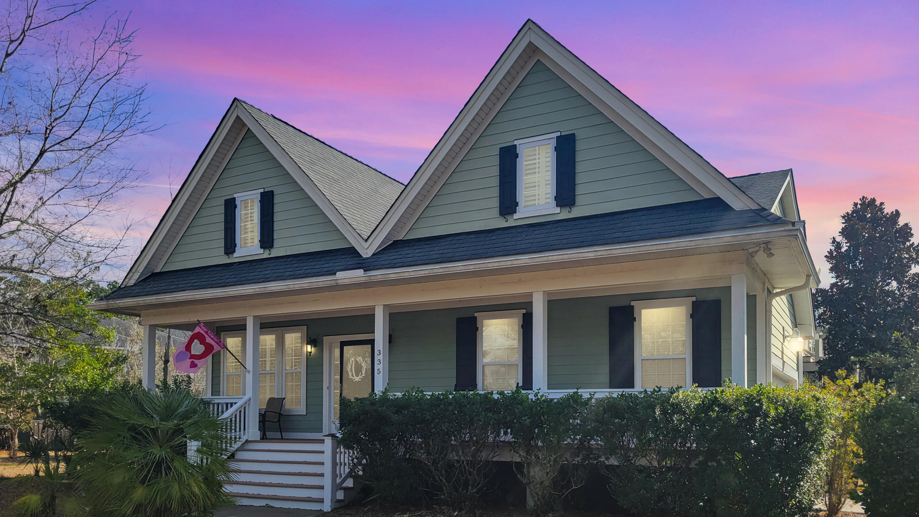 335 Commonwealth Road Mount Pleasant, SC 29466 - Photo 1 of 35 Front