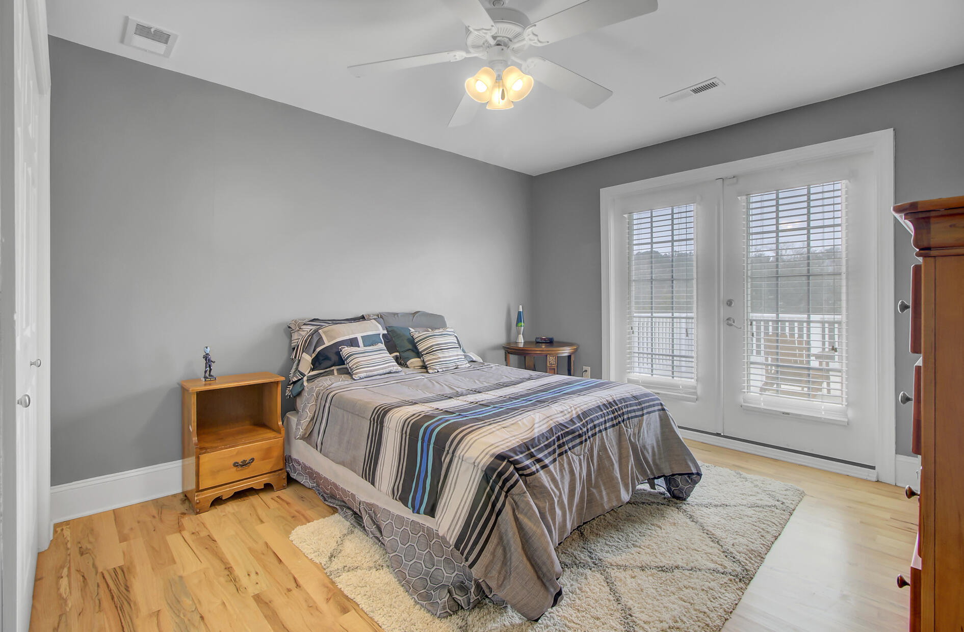 335 Commonwealth Road Mount Pleasant, SC 29466 - Photo 25 of 35 Bedroom 2