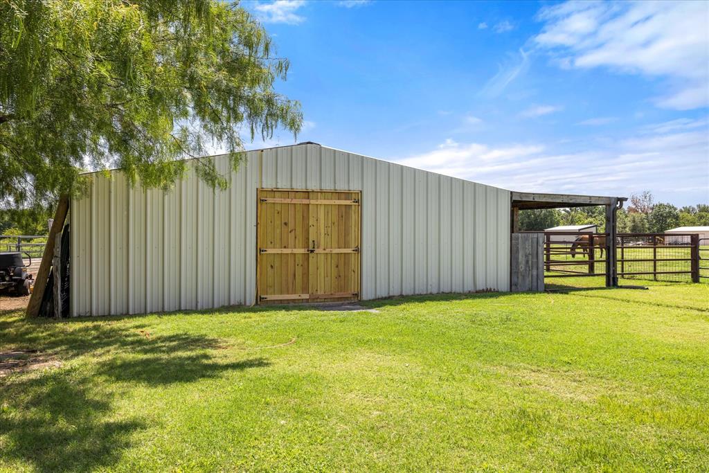 511 Highland Road Springtown, TX 76082 - Photo 33 of 39 Gallery Image 33