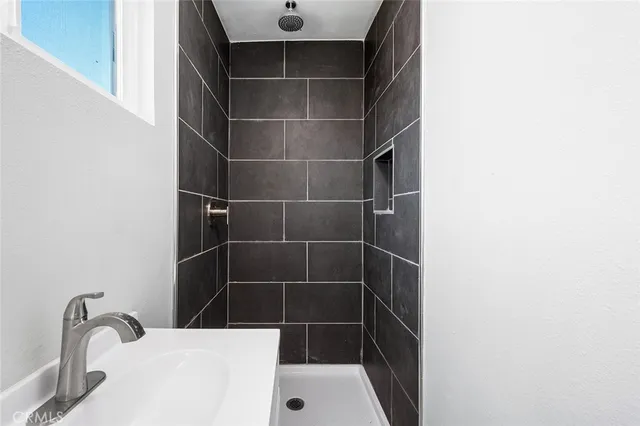 $824,777 | 1032 East Lemon Avenue, Glendora, CA 91741