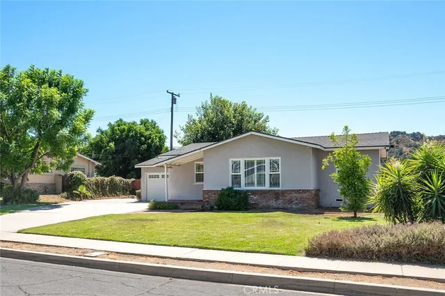 $824,777 | 1032 East Lemon Avenue, Glendora, CA 91741