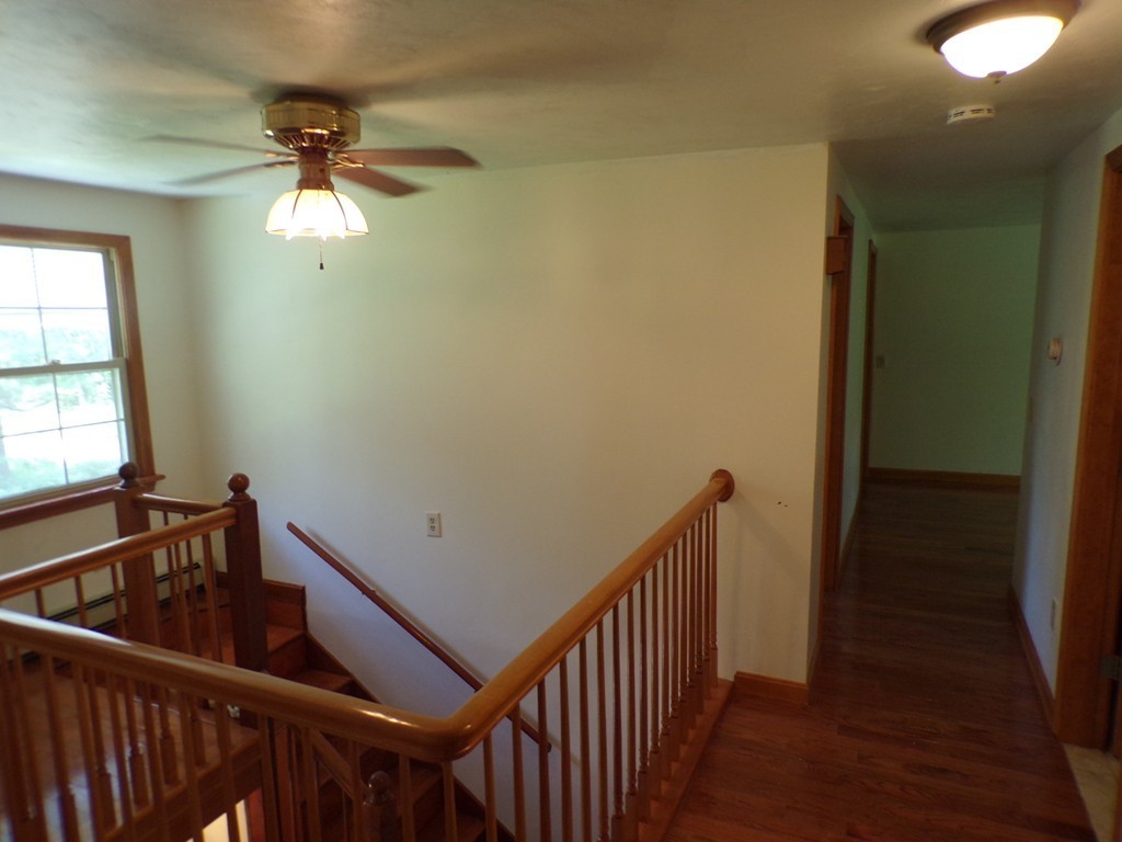 18 Camp Road Sturbridge, MA 01518 - Photo 13 of 21