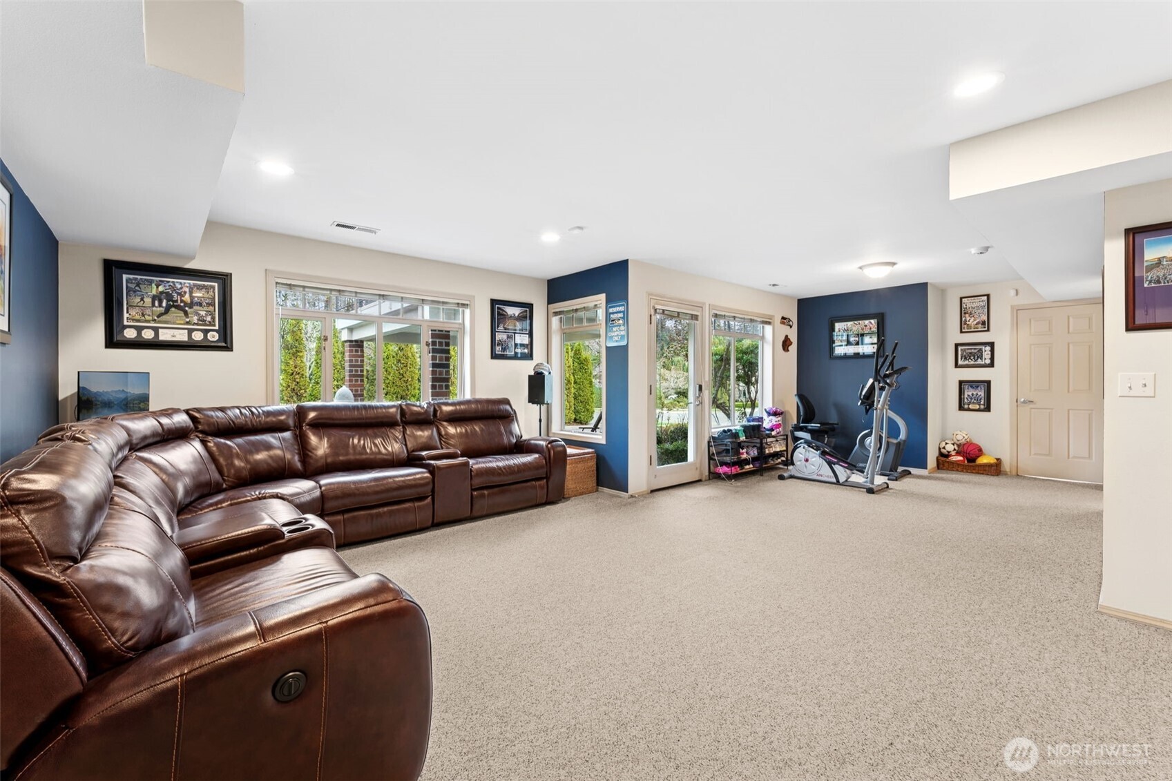 19301 4th Place Southwest Normandy Park, WA 98166 - Photo 15 of 40 a living room with furniture a couch and large window